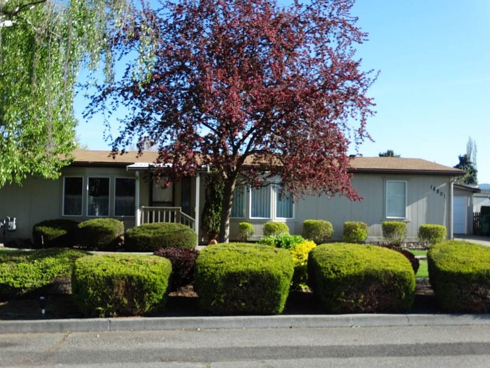 1st image of 18801 E Fairview Ct