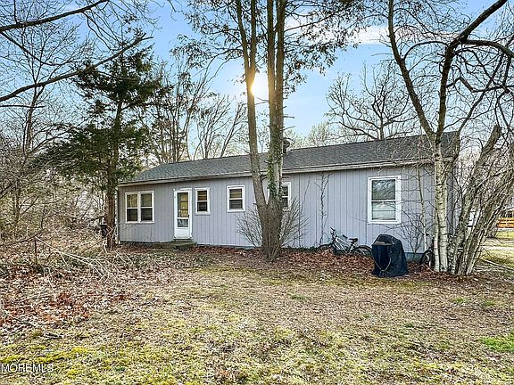 5th image of 26 Cedar Street #24