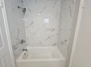 457 Bentwood Ln APT 2D, Orange Park, FL 32073