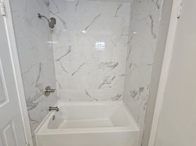 457 Bentwood Ln, Orange Park, FL