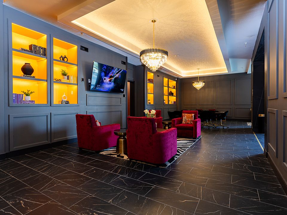 Mckenzie | Co-Working Business Center