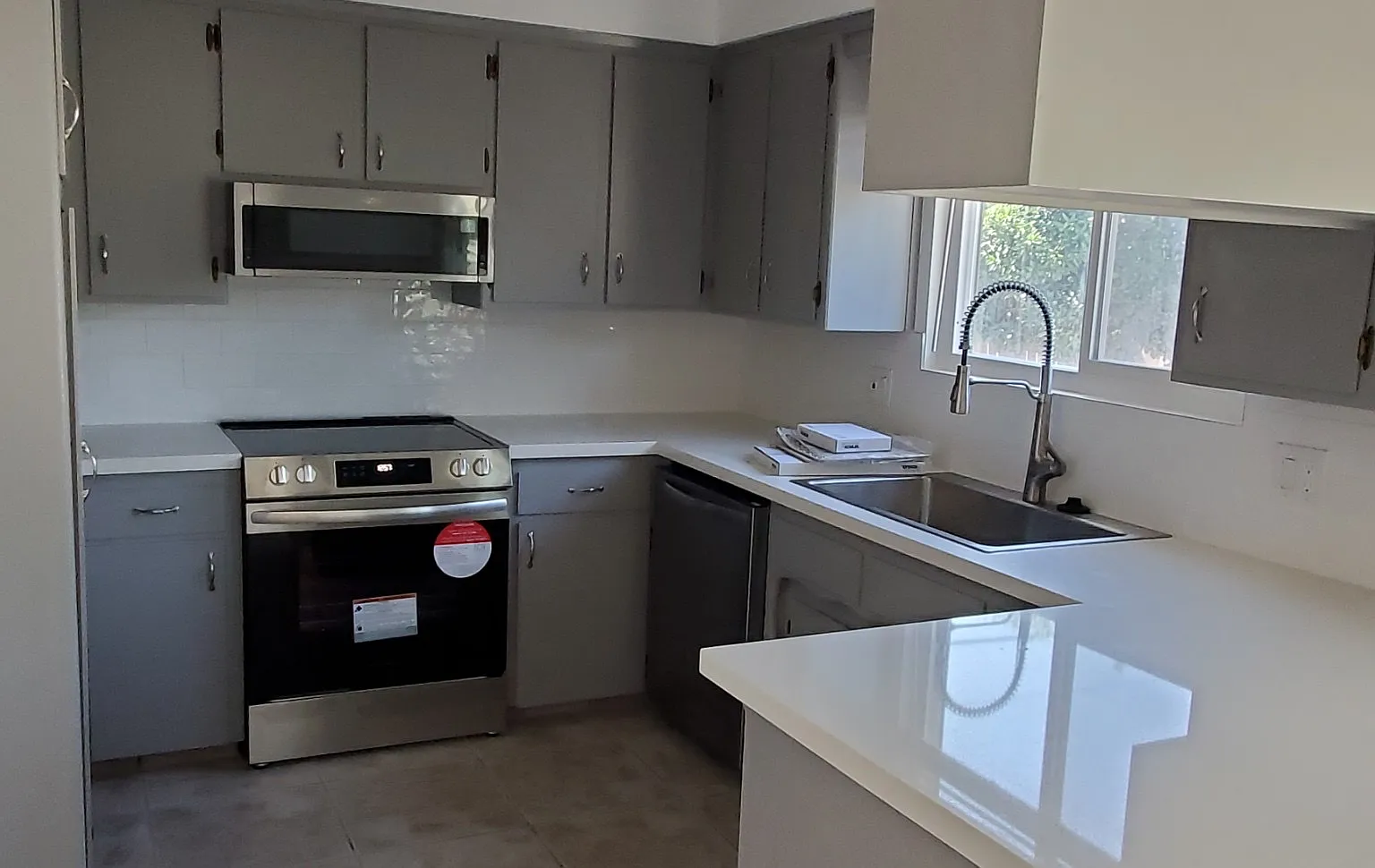 2 bed, 900 sqft, $1,450 — Photo 1