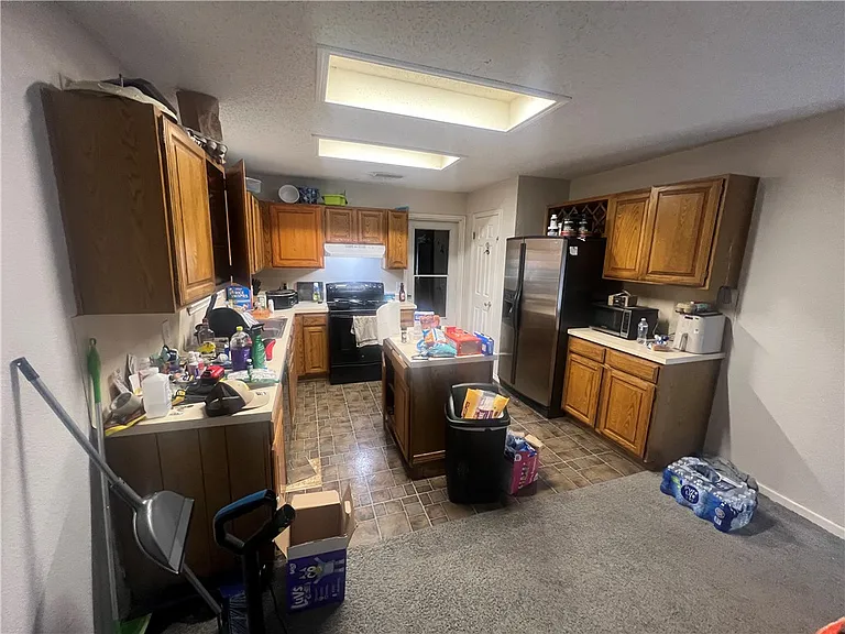 7110 Laramie Ln — Photo 2