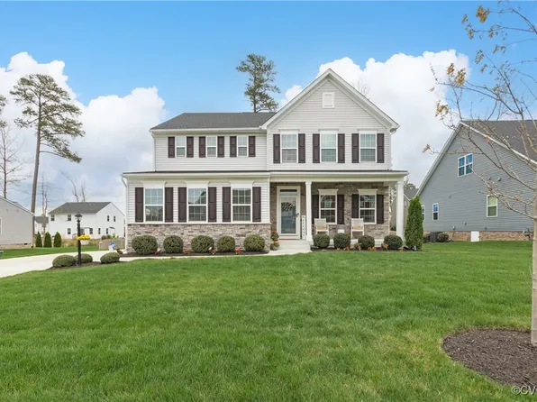 13725 Bastian Dr, Chester, VA 23836