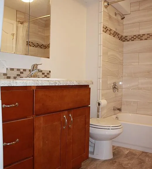 185 Parkway W #BASEMENT — Photo 4