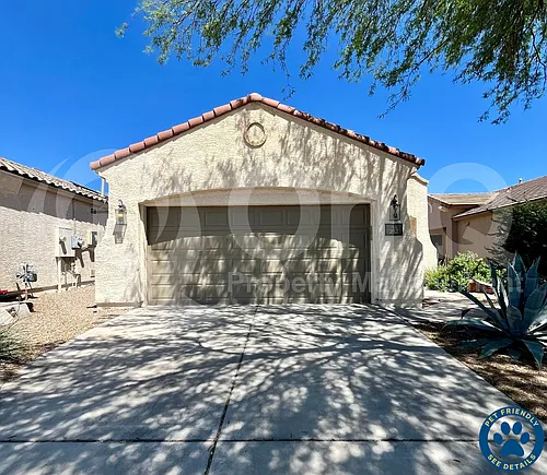 252 W Calle Media Luz Photo 1 252 W Calle Media Luz Photo 1