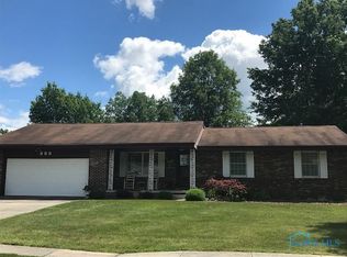 389 Blanchard Dr, Defiance, OH 43512