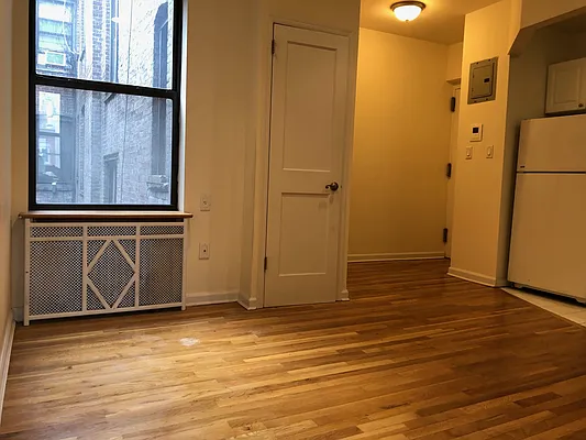 Rented by One New York Realty Inc | media 17