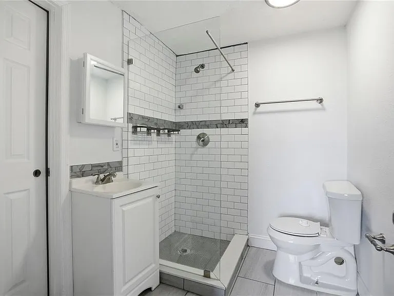 3301 Rosefield Dr — Photo 27