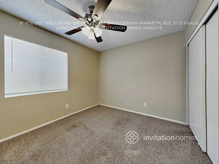 1102 E Utopia Rd — Photo 11