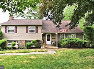 1669 Kenmare Dr, Dresher, PA 19025