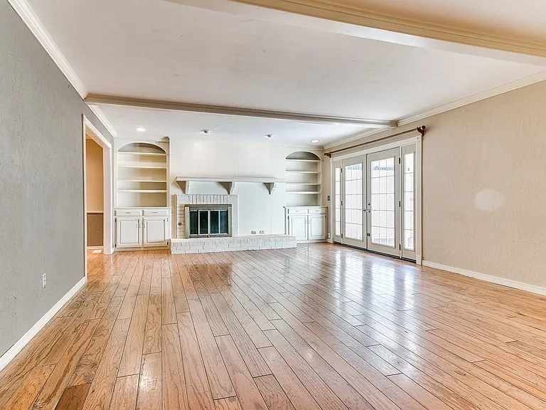 6313 Avalon Ln — Photo 24