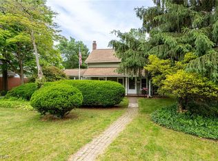 5031 W 220th St, Fairview Park, OH