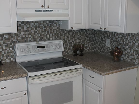 3rd image of 4770 Topaz St Unit 3