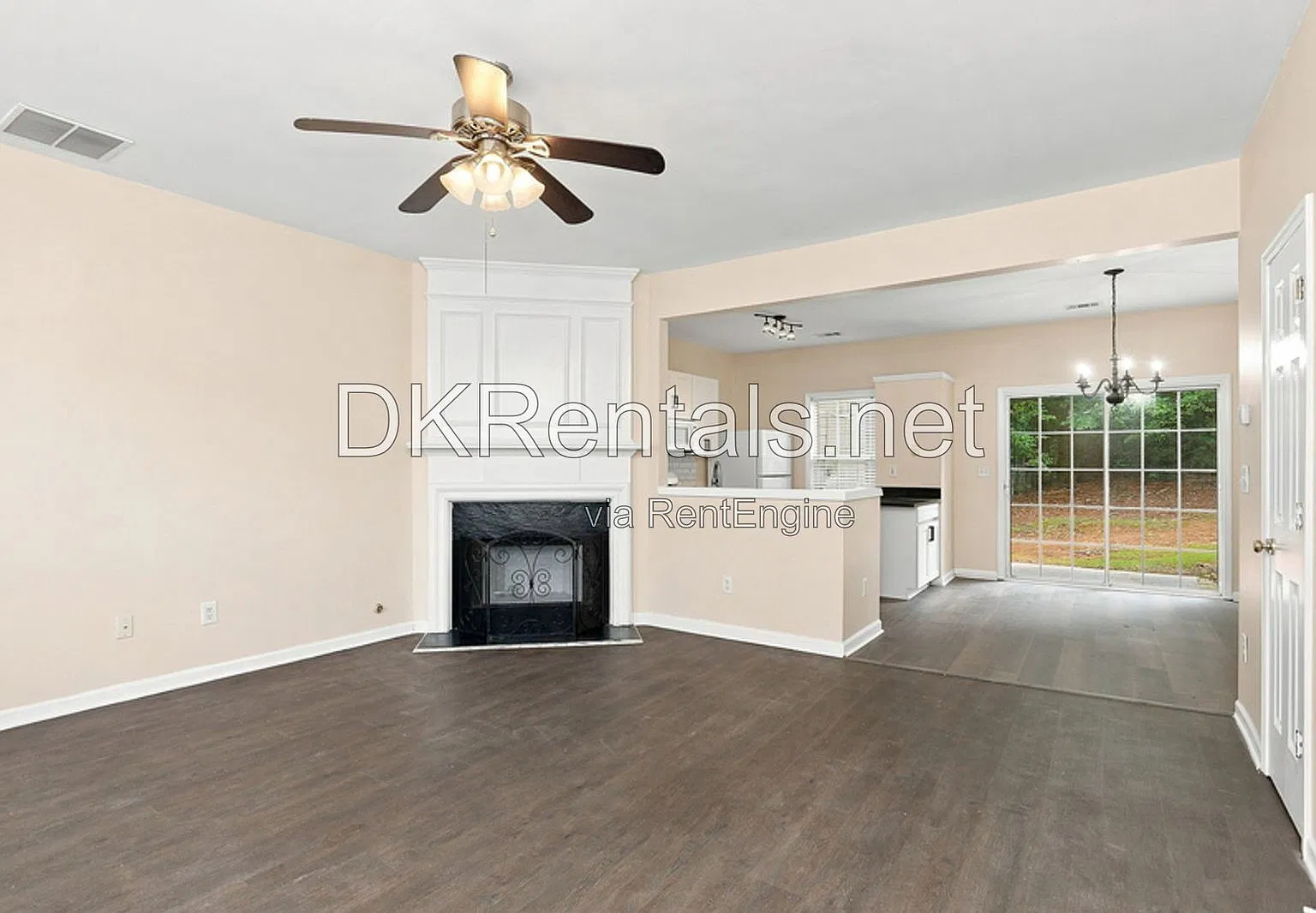 2 bed, 3.0 bath, $1,825 — Photo 4