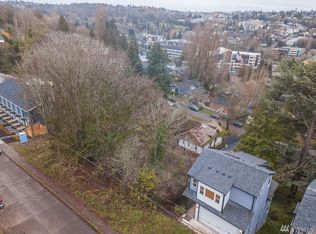 3839 21st Ave SW, Seattle, WA 98106