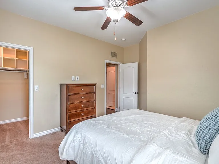 12308 Kings Eagle St — Photo 9
