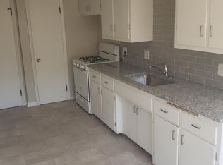 2815 S 76th St, Milwaukee, WI 53219