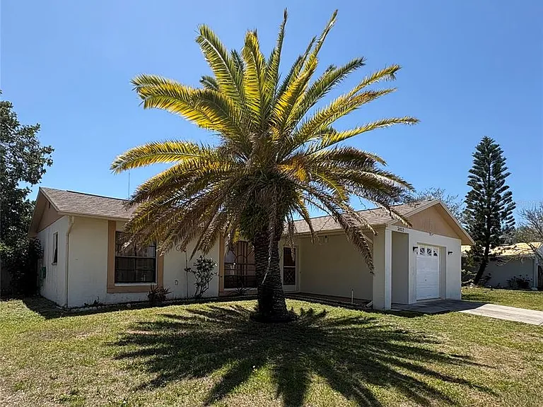3052 Salton St — Photo 2