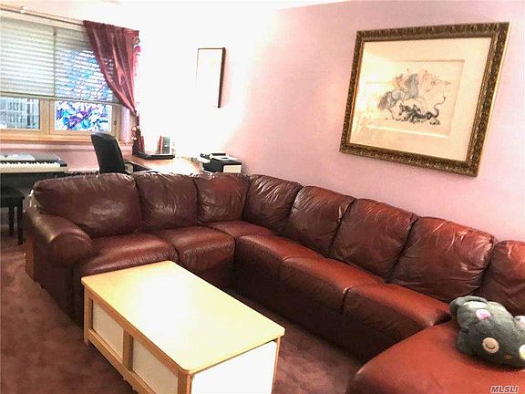 3rd image of 44-65 Kissena Blvd APT 6C