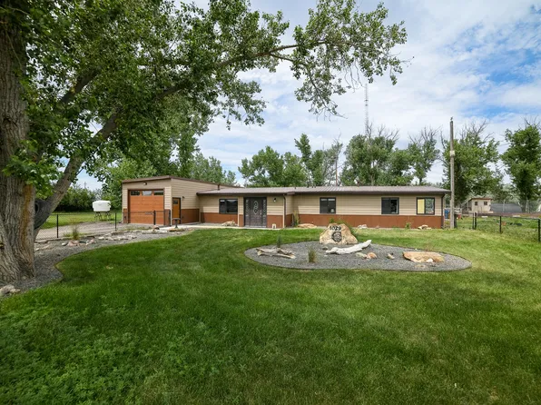1029 Suburban Dr, Great Falls, MT 59404