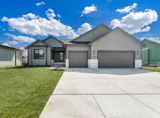 10421 W Basil St, Wichita, KS 67215