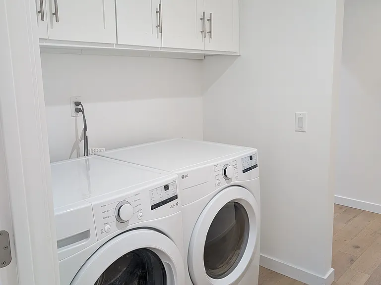 5462 Carlin St — Photo 27