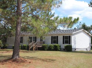 322 New Turner Dr, Swainsboro, GA 30401