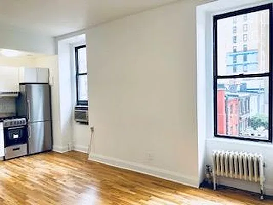 Rented by Buchbinder & Warren | media 15