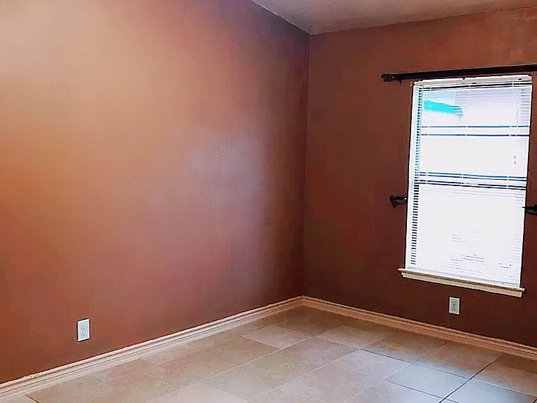 6818 Arbor Springs Dr — Photo 5
