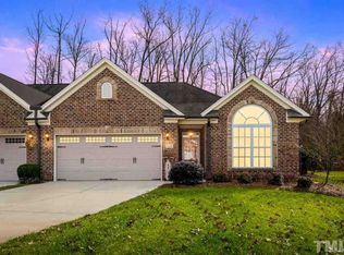 2886 Grove Park Dr, Burlington, NC 27215