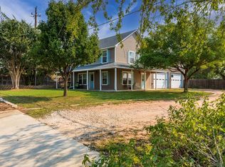 212 W Lower Crabapple Rd, Fredericksburg, TX 78624