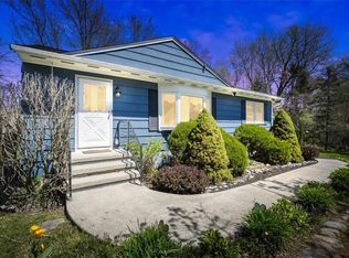 7 Queens Way, Newburgh, NY 12550