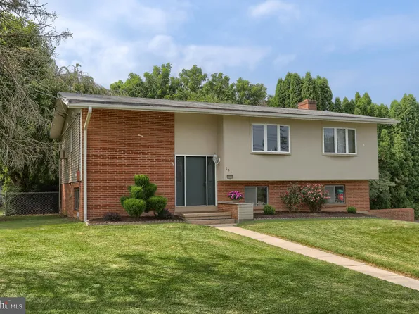 201 W McKinley Ave, Myerstown, PA 17067