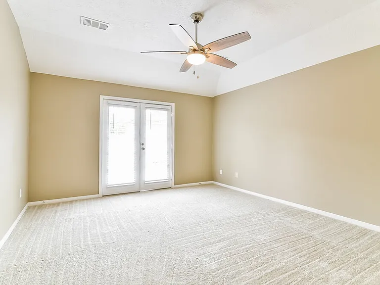 3122 Rainpark Ln — Photo 12