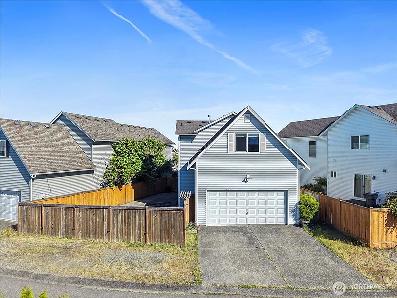 3rd image of 17605 111th Street Ct E