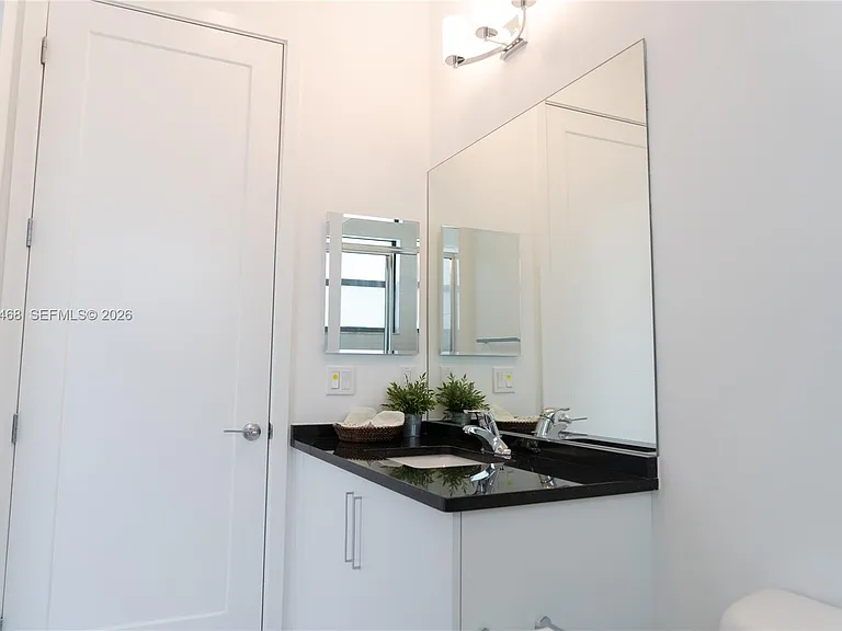 8151 Laurel Falls Dr — Photo 29