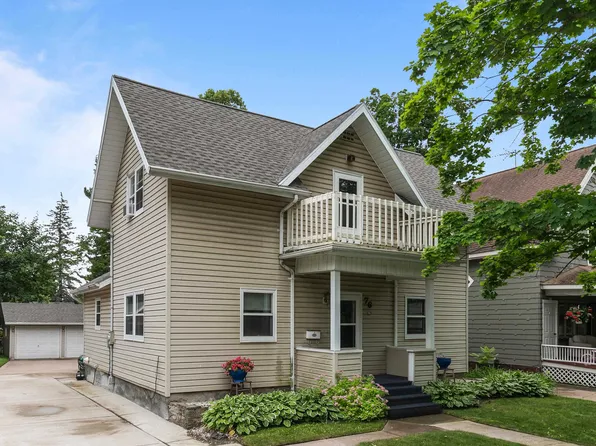 76 N Main St, Clintonville, WI 54929