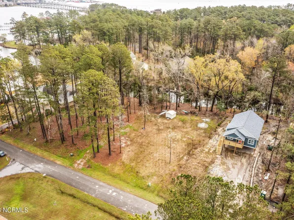 6102 Horton Road, Oriental, NC 28571