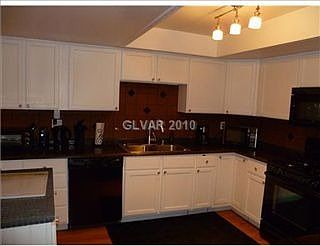 2nd image of 3332 Delderfield Ave