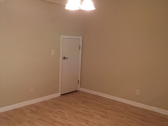 5th image of 9634 Charlesberg Dr