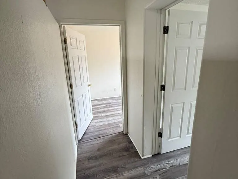 1305 N C Ave — Photo 6