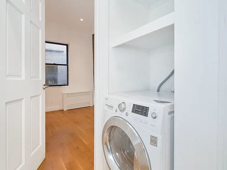 321 E 78th St #3B — Photo 7