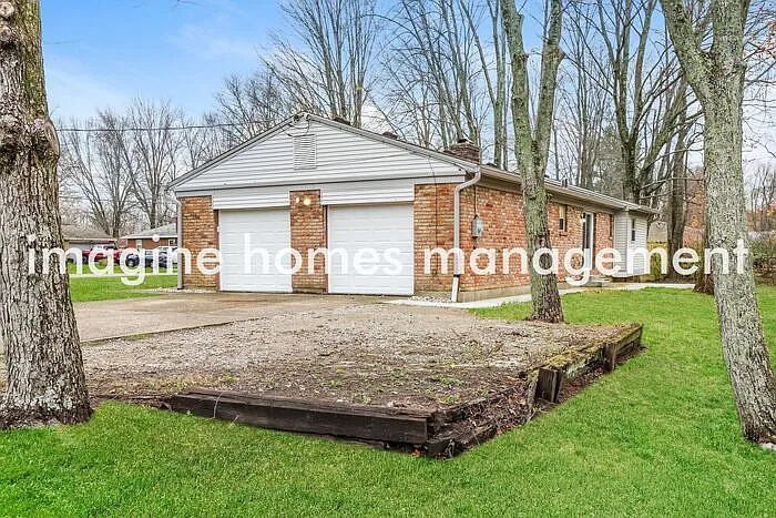 3698 Oakwood Dr — Photo 15