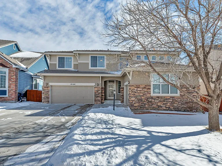10168 Nottingham Dr — Photo 3
