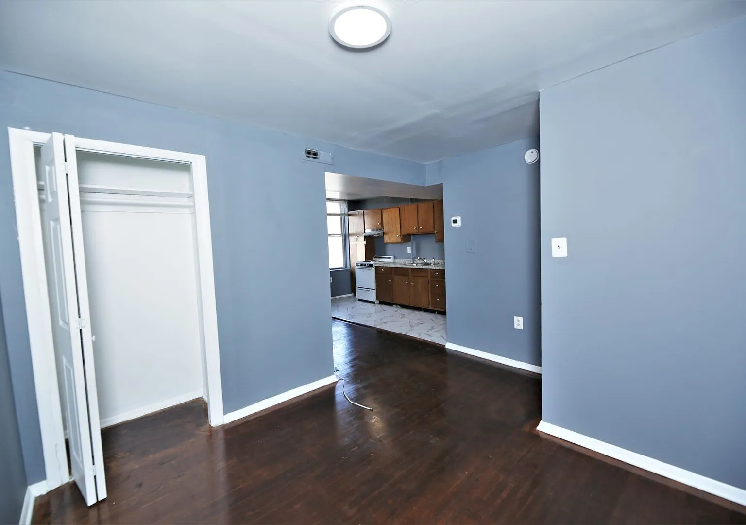 932 N. Calvert St — Photo 3