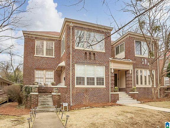 2nd image of 4002 Clairmont Ave S #4002