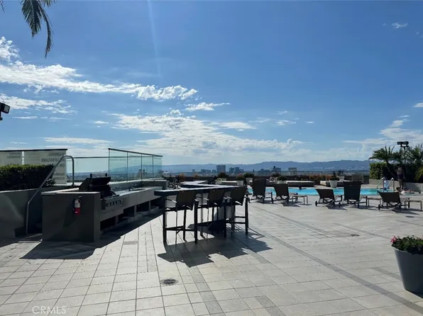 1100 Wilshire Blvd APT 2601, Los Angeles, CA 90017