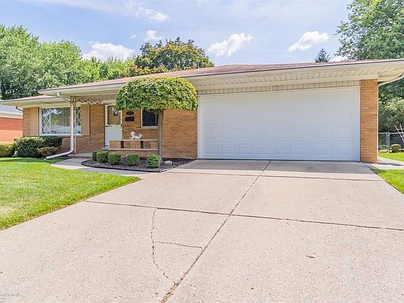 3rd image of 31738 Wellston Dr