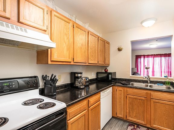 3rd image of 4013 Woodrush Ln NW #35